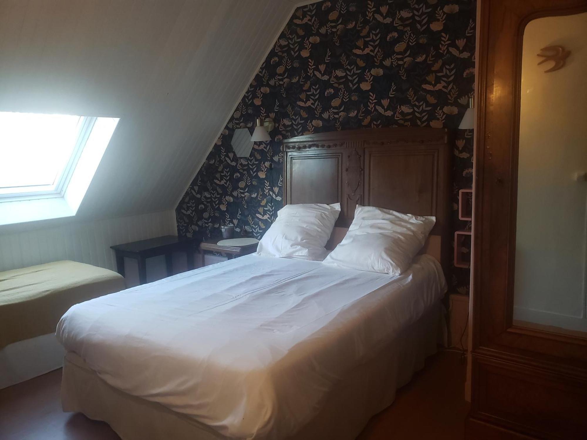 Chambres D'Hotes Et Gite D'Etape Avel Glaz 莫尔莱 外观 照片